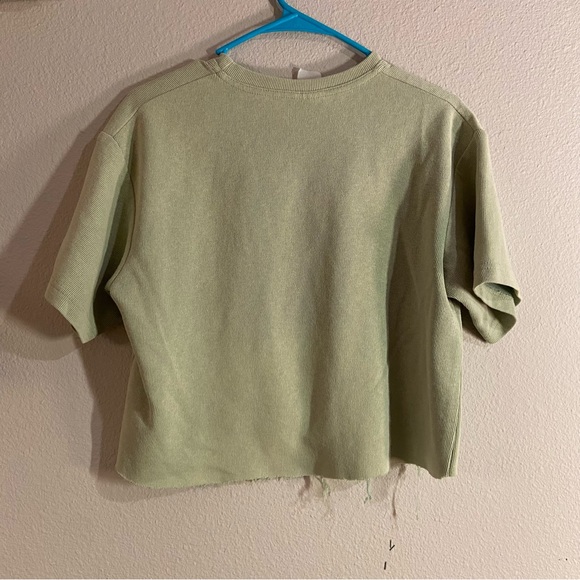 Vintage green knit top with floral embroidery - Picture 2 of 2